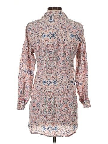 Victoria's Secret Long Sleeve Button-Down Shirt (view 2)
