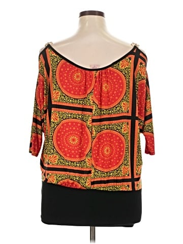 Sushiflower 3/4 Sleeve Top (view 2)