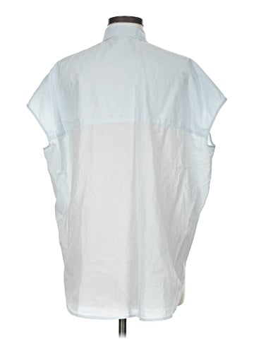 H&M Sleeveless Button-Down Shirt (view 2)