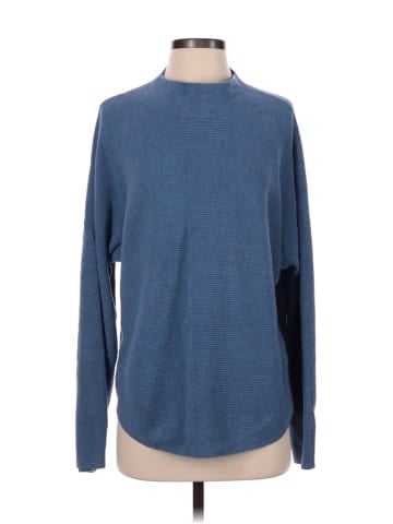 Lululemon Athletica Pullover Sweater (view 1)