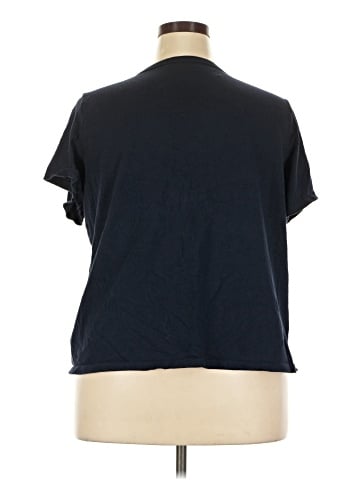 Old Navy Short Sleeve T-Shirt (view 2)