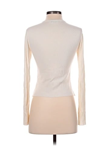 Urban Outfitters Long Sleeve T-Shirt (view 2)