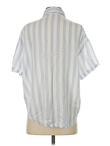 Victoria's Secret Short Sleeve Button-Down Shirt (view 2)