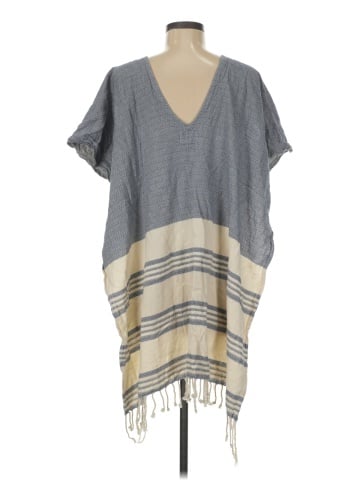 Tribe Alive Poncho (view 2)