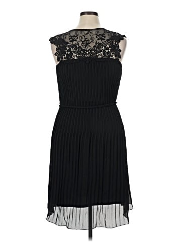 Robbie Bee Casual Dress (view 2)