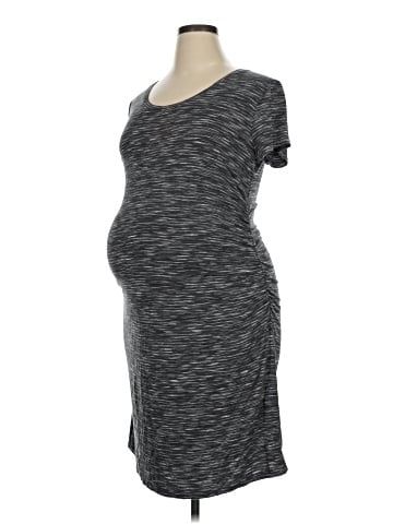 Liz Lange Maternity for Target Casual Dress (view 1)