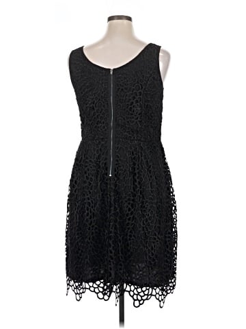 Carmen Marc Valvo Cocktail Dress (view 2)