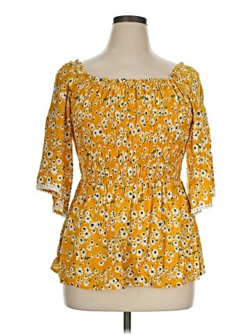 Chenault 3/4 Sleeve Blouse (view 1)
