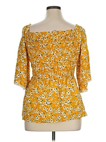 Chenault 3/4 Sleeve Blouse (view 2)