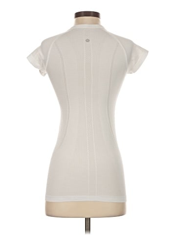 Lululemon Athletica Short Sleeve T-Shirt (view 2)