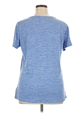 Amazon Essentials Active T-Shirt (view 2)