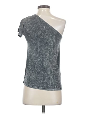 American Eagle Outfitters Short Sleeve T-Shirt (view 2)