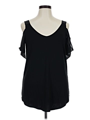 Kim & Cami Sleeveless Blouse (view 1)
