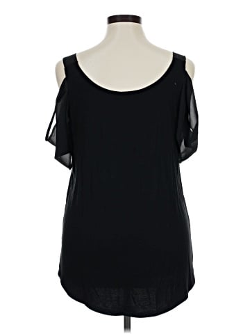 Kim & Cami Sleeveless Blouse (view 2)