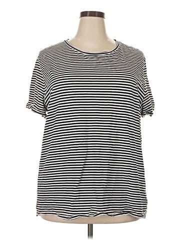 Gap Short Sleeve T-Shirt (view 1)