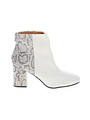 Qupid Ankle Boots (view 1)