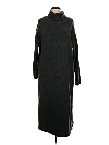 Uniqlo Casual Dress (view 1)