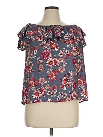 Xhilaration Short Sleeve Blouse (view 1)