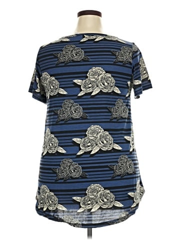 Lularoe Short Sleeve T-Shirt (view 2)
