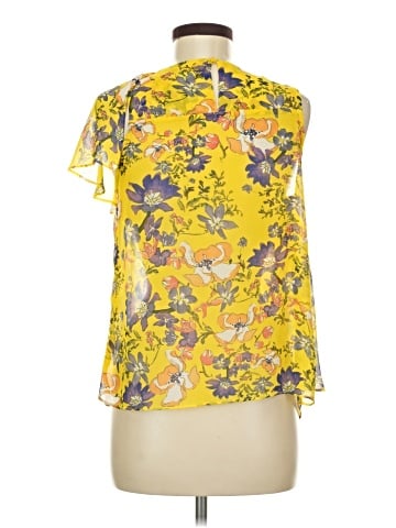 HD in Paris Sleeveless Blouse (view 2)