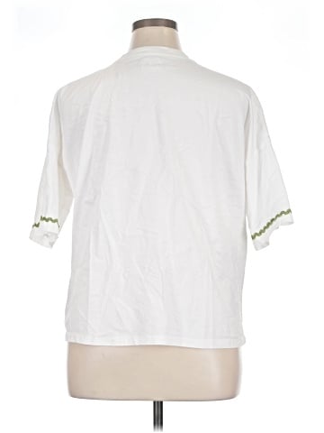 Unbranded Short Sleeve T-Shirt (view 2)