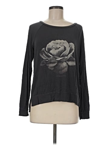 American Eagle Outfitters Long Sleeve T-Shirt (view 1)