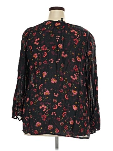 Jessica Simpson 3/4 Sleeve Blouse (view 2)