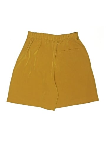 Uniqlo Shorts (view 2)