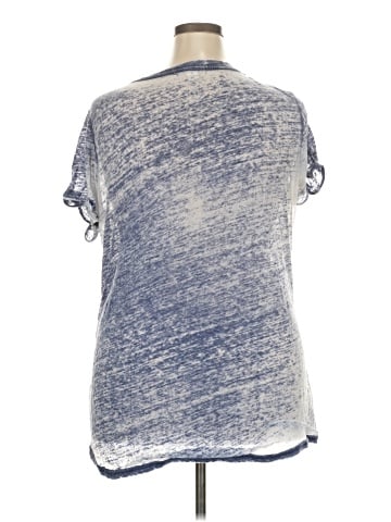 Derek Heart Short Sleeve T-Shirt (view 2)
