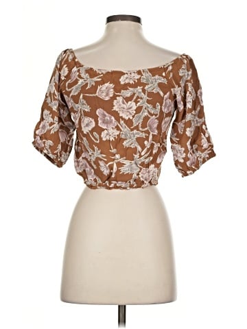 Flynn Skye Short Sleeve Blouse (view 2)