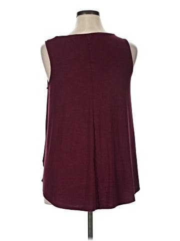 Old Navy Sleeveless T-Shirt (view 2)