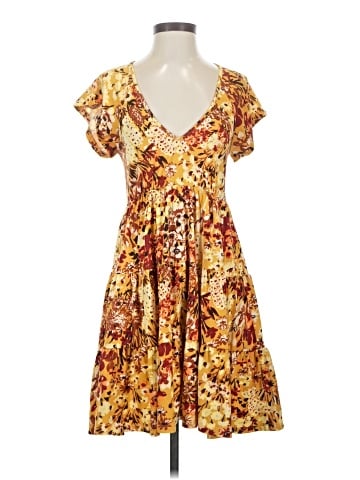 Urban Outfitters Casual Dress (view 1)