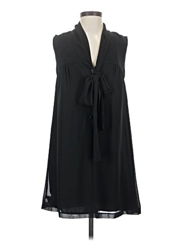 Pins and Needles Casual Dress (view 1)