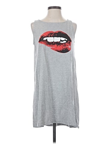 Instant Message Sleeveless T-Shirt (view 1)