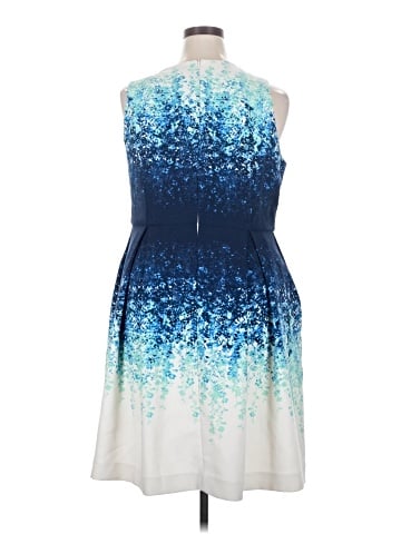 Carmen Marc Valvo Cocktail Dress (view 2)