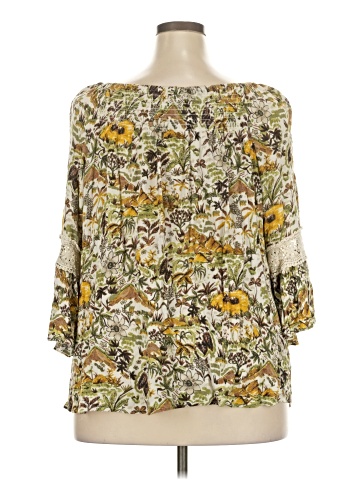 Chenault 3/4 Sleeve Blouse (view 2)