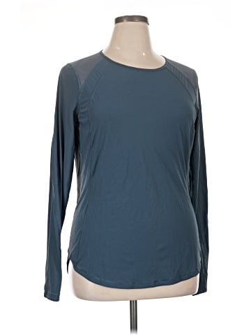 Lululemon Athletica Long Sleeve T-Shirt (view 1)
