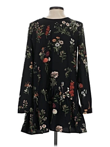 Trafaluc by Zara Casual Dress (view 2)