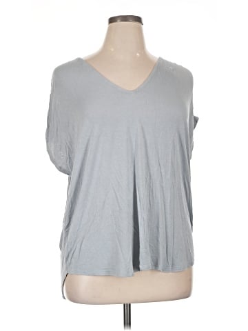 H by Bordeaux 3/4 Sleeve T-Shirt (view 1)