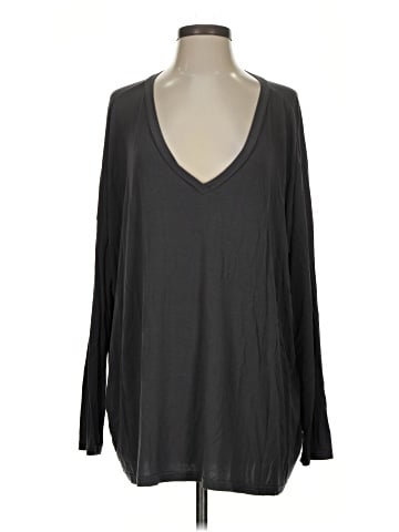 Piko Long Sleeve T-Shirt (view 1)