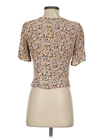 ASTR The Label Short Sleeve Blouse (view 2)