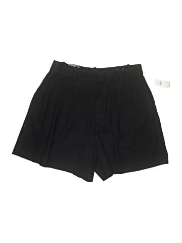 Gap Shorts (view 1)