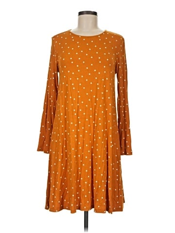Old Navy Casual Dress (view 1)