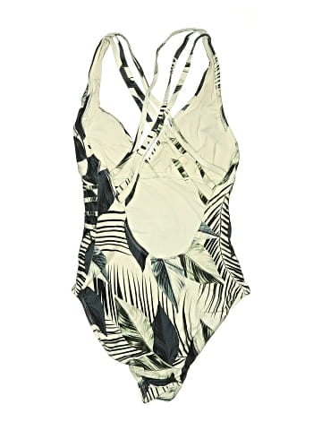La Blanca One Piece Swimsuit (view 2)