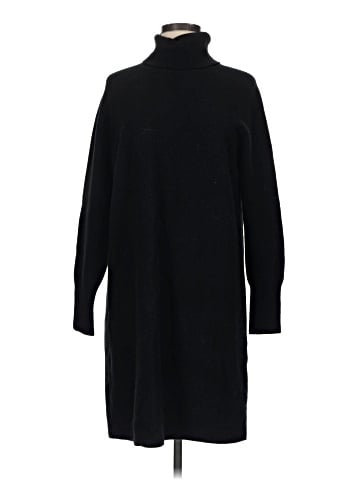 Uniqlo Casual Dress (view 1)