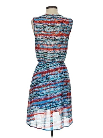 Le Lis Casual Dress (view 2)
