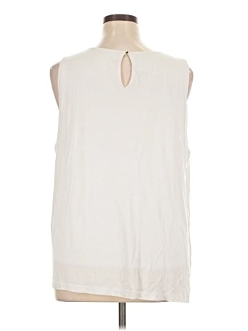 Jaclyn Smith Sleeveless T-Shirt (view 2)