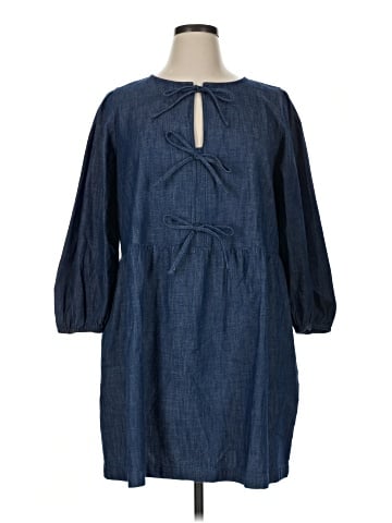 Ann Taylor LOFT Outlet Casual Dress (view 1)