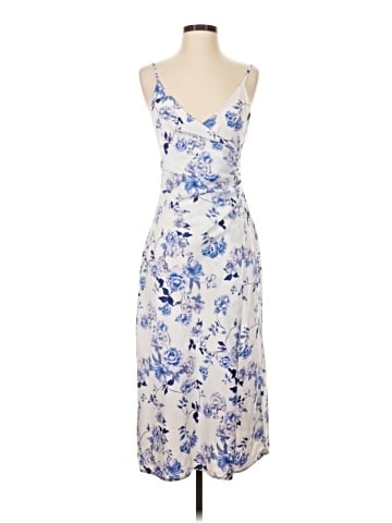 Urban Outfitters Casual Dress (view 1)
