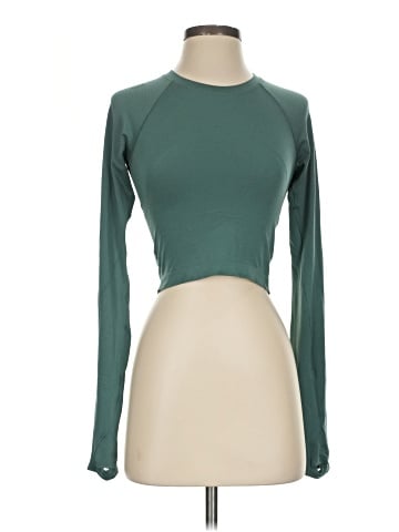 Lululemon Athletica Long Sleeve T-Shirt (view 1)